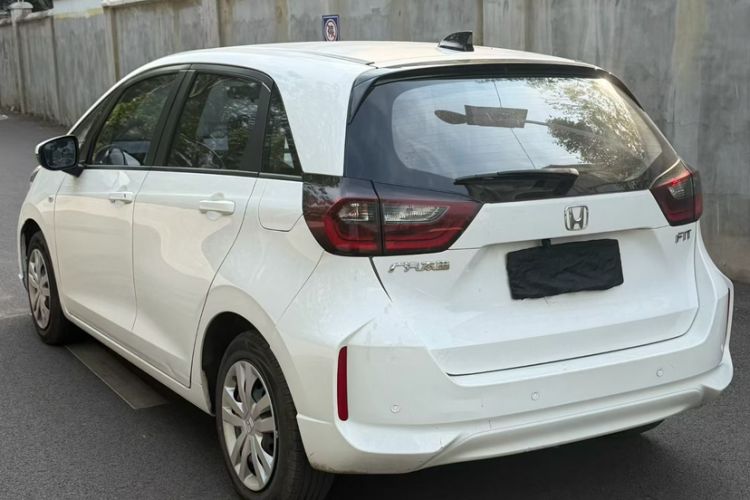Used Honda Fit 2021 1.5L CVT Trend Edition Exterior 3