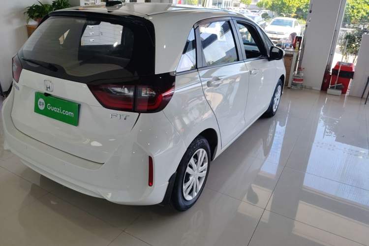 Used Honda Fit 2021 1.5L CVT Trend Edition Exterior 3