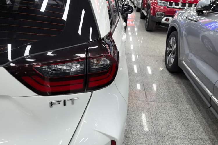 Used Honda Fit 2021 1.5L CVT Trend Edition Exterior 3