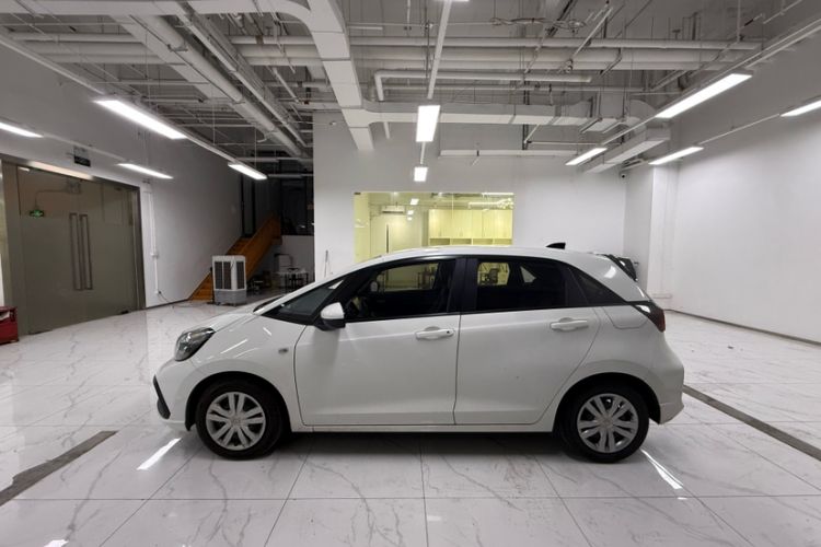 Used Honda Fit 2021 1.5L CVT Trend Edition Exterior 3