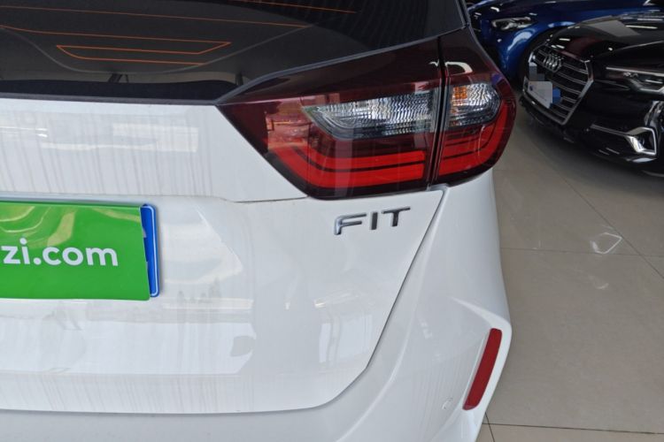 Used Honda Fit 2021 1.5L CVT Trend Edition Exterior 3