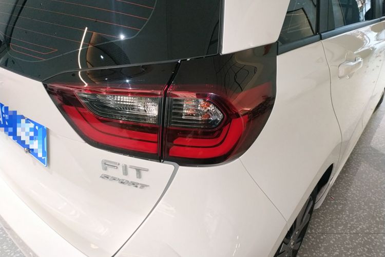 Used Honda Fit 2021 1.5L CVT Trendy Run Pro Edition Exterior 3
