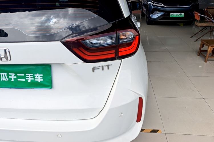 Used Honda Fit 2021 1.5L CVT Trend Edition Exterior 3