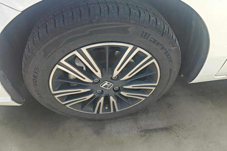 Used Honda Fit 2021 1.5L CVT Trend Edition Exterior 4