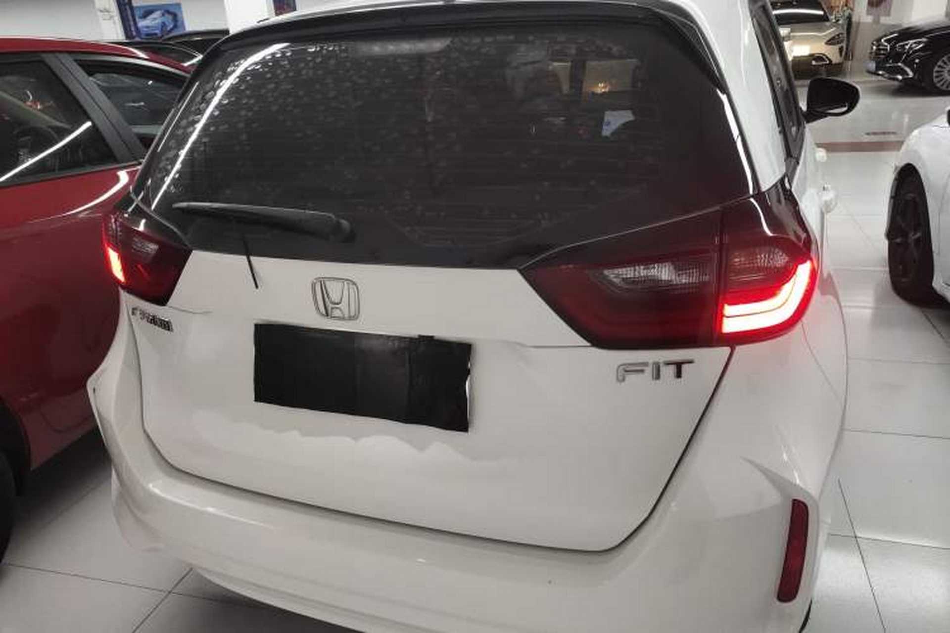 Used Honda Fit 2021 1.5L CVT Trend Edition Exterior 4
