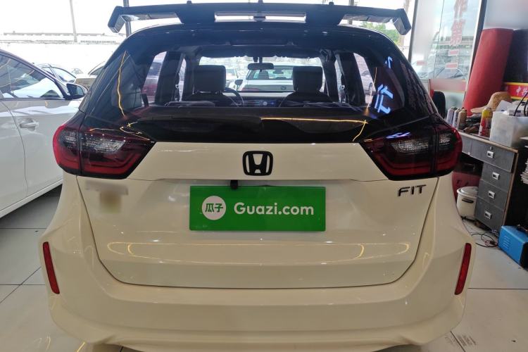 Used Honda Fit 2021 1.5L CVT Trend Edition Exterior 4