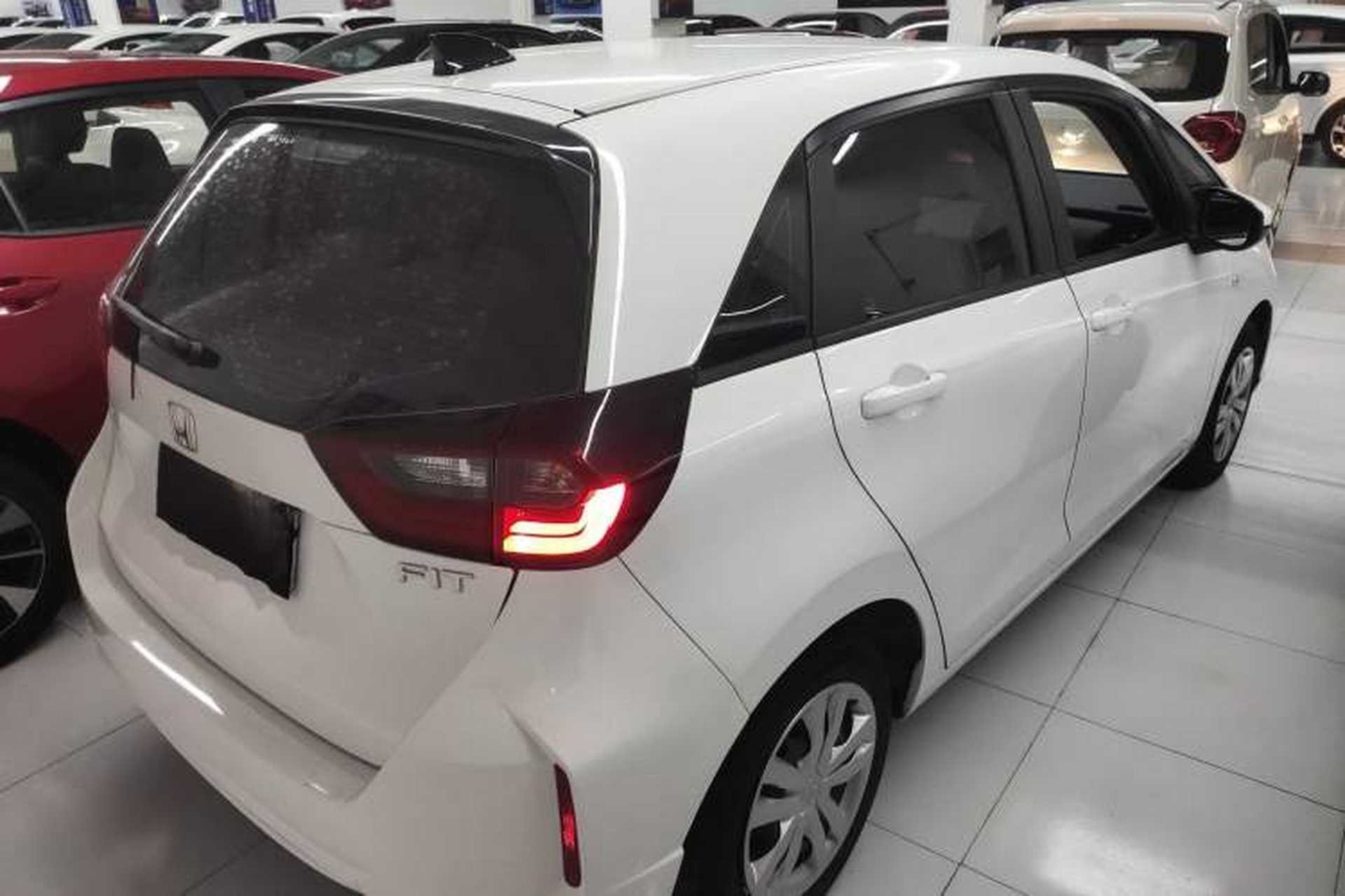 Used Honda Fit 2021 1.5L CVT Trend Edition Exterior 5