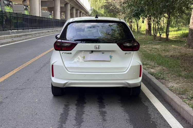Used Honda Fit 2021 1.5L CVT Trend Edition Exterior 5