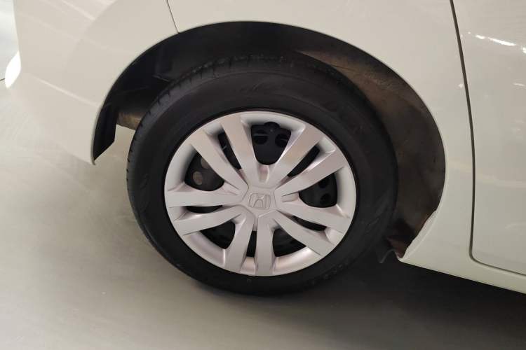 Used Honda Fit 2021 1.5L CVT Trendy Edition Exterior 5