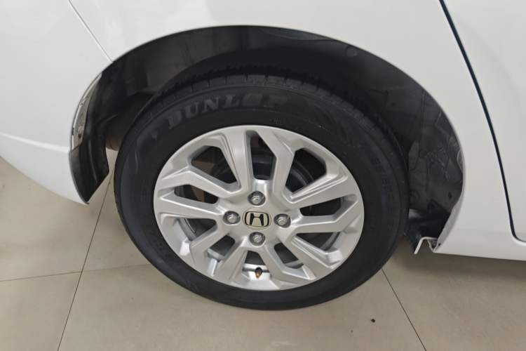Used Honda Fit 2021 1.5L CVT Trend Edition Exterior 5