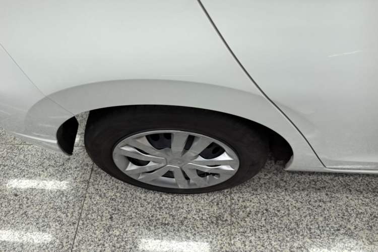 Used Honda Fit 2021 1.5L CVT Trend Edition Exterior 5
