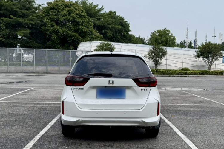 Used Honda Fit 2021 1.5L CVT Trend Edition Exterior 5