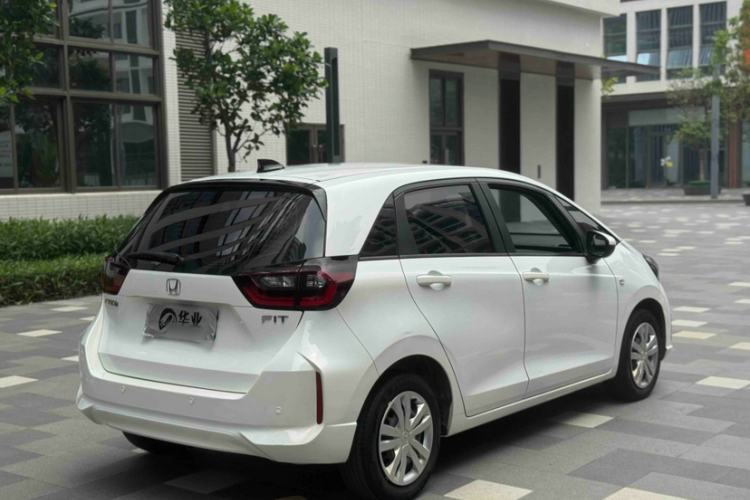 Used Honda Fit 2021 1.5L CVT Trend Edition Exterior 5