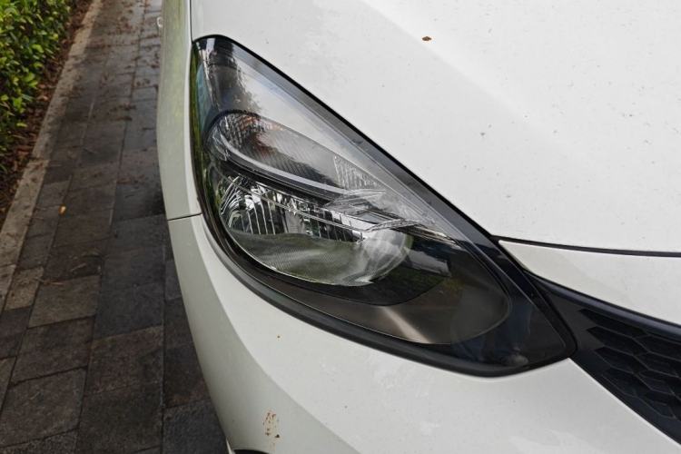Used Honda Fit 2021 1.5L CVT Trend Edition Exterior 5