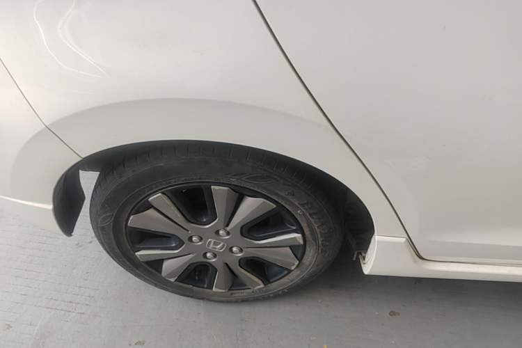Used Honda Fit 2021 1.5L CVT Trendy Sports Edition Exterior 5