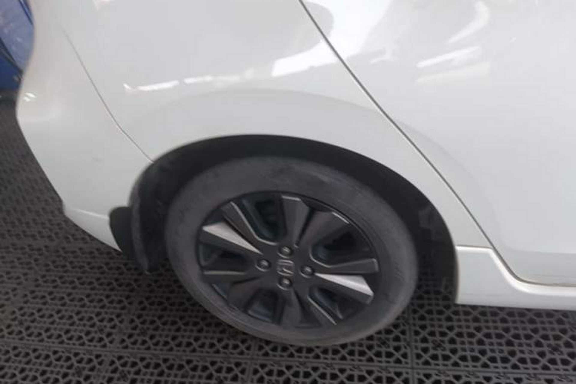 Used Honda Fit 2021 1.5L CVT Trendy Sports Edition Exterior 5