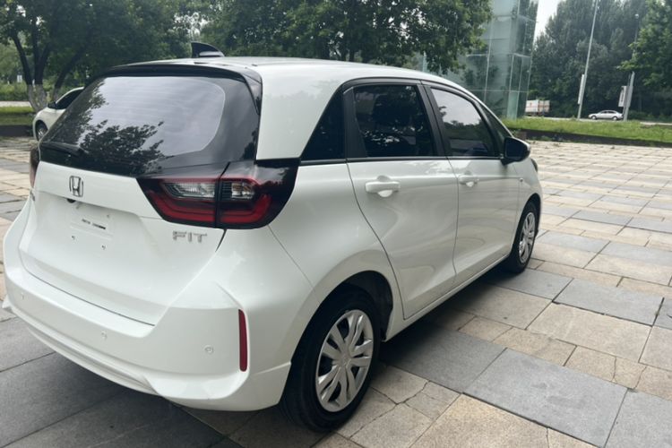 Used Honda Fit 2021 1.5L CVT Trend Edition Exterior 6