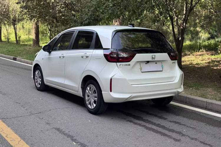 Used Honda Fit 2021 1.5L CVT Trend Edition Exterior 6