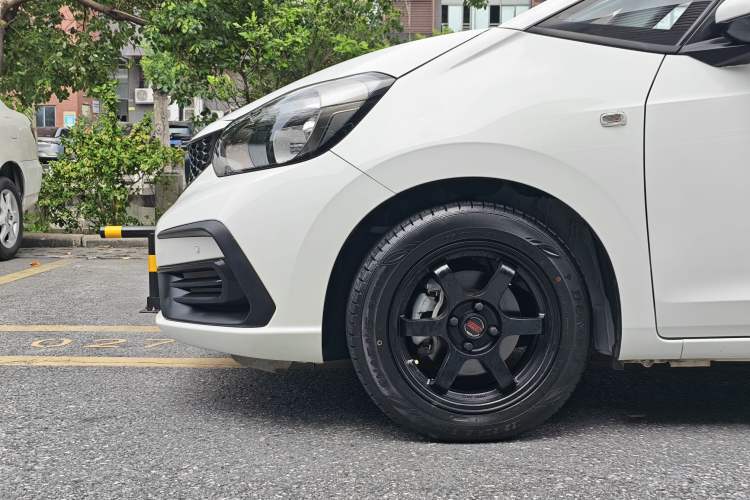 Used Honda Fit 2021 1.5L CVT Trend Edition Exterior 6