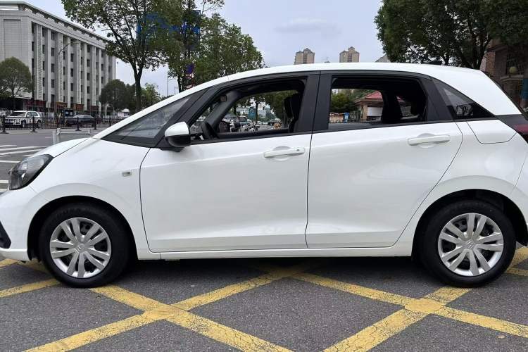Used Honda Fit 2021 1.5L CVT Trend Edition Exterior 7