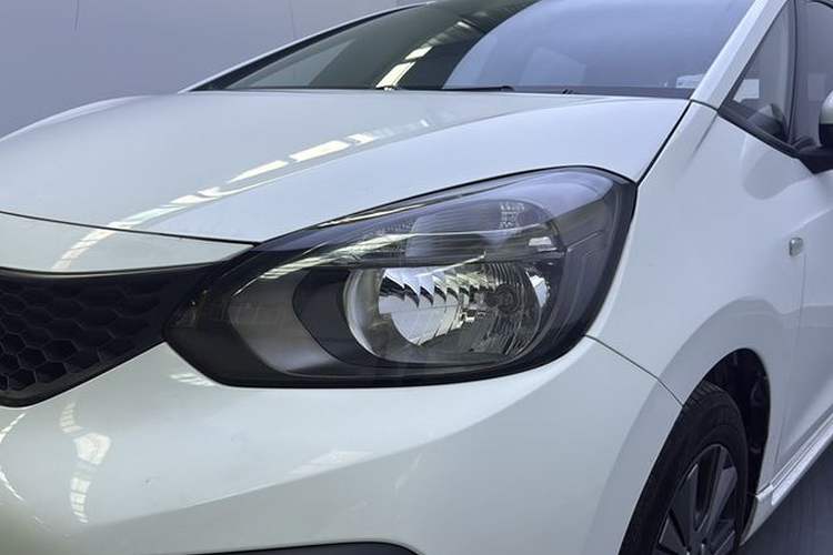 Used Honda Fit 2021 1.5L CVT Trendy Sports Edition Exterior 8
