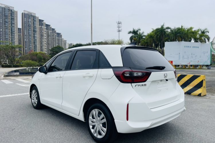 Used Honda Fit 2021 1.5L CVT Trend Edition Exterior 8