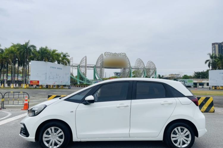 Used Honda Fit 2021 1.5L CVT Trend Edition Exterior 9
