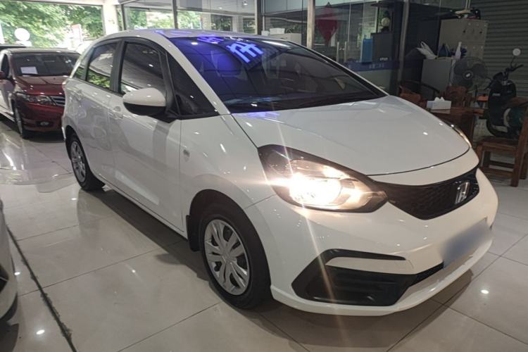 Used Honda Fit 2021 1.5L CVT Trend Edition Front Right 45 Deg