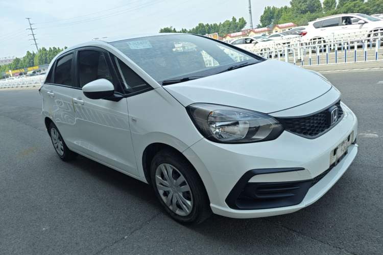 Used Honda Fit 2021 1.5L CVT Trend Edition Front Right 45 Deg