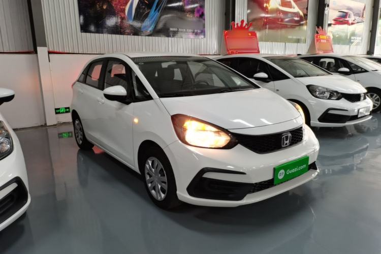 Used Honda Fit 2021 1.5L CVT Trend Edition Front Right 45 Deg