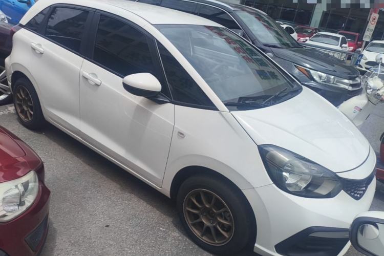 Used Honda Fit 2021 1.5L CVT Trend Edition Front Right 45 Deg