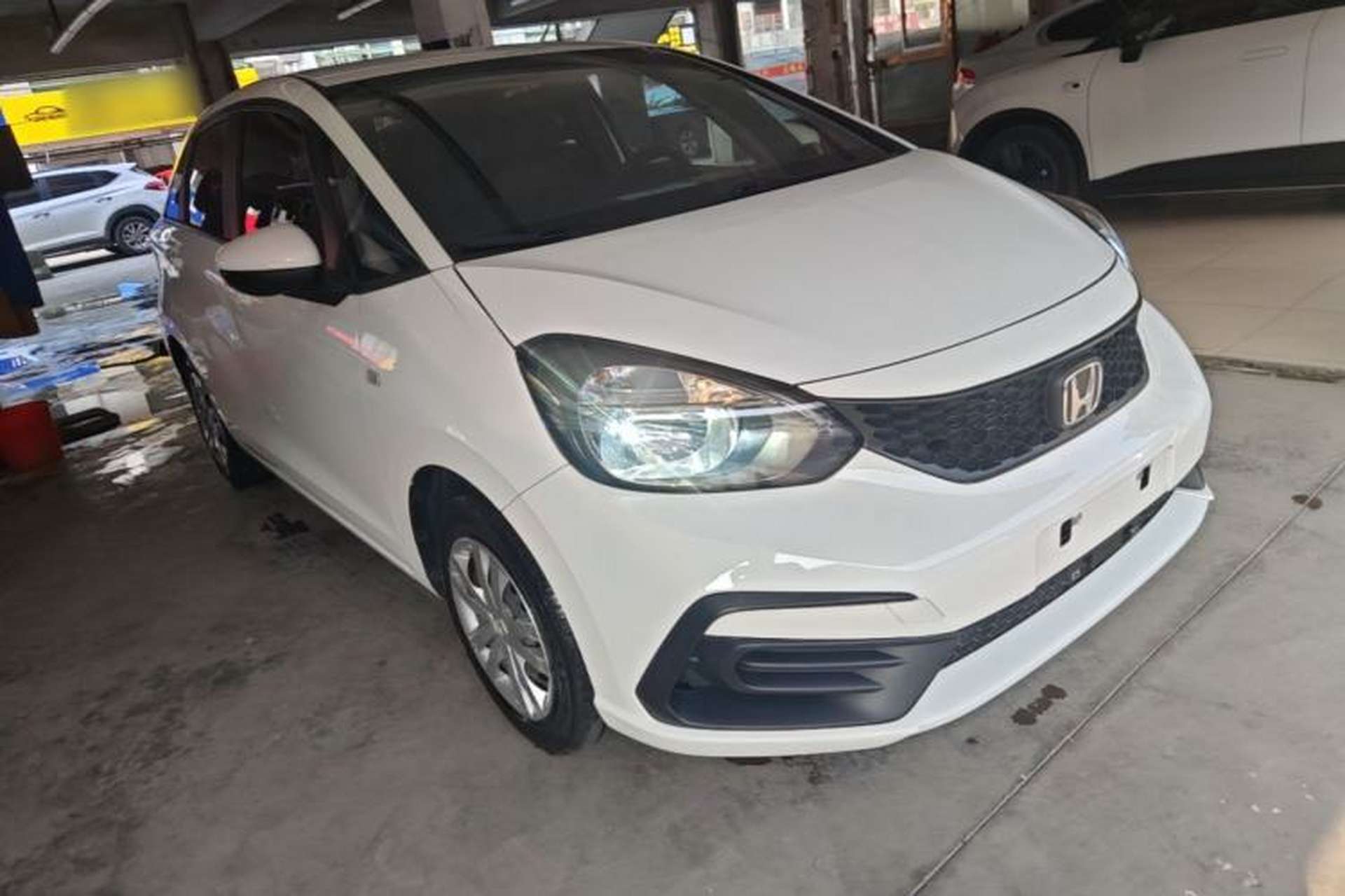 Used Honda Fit 2021 1.5L CVT Trend Edition Front Right 45 Deg
