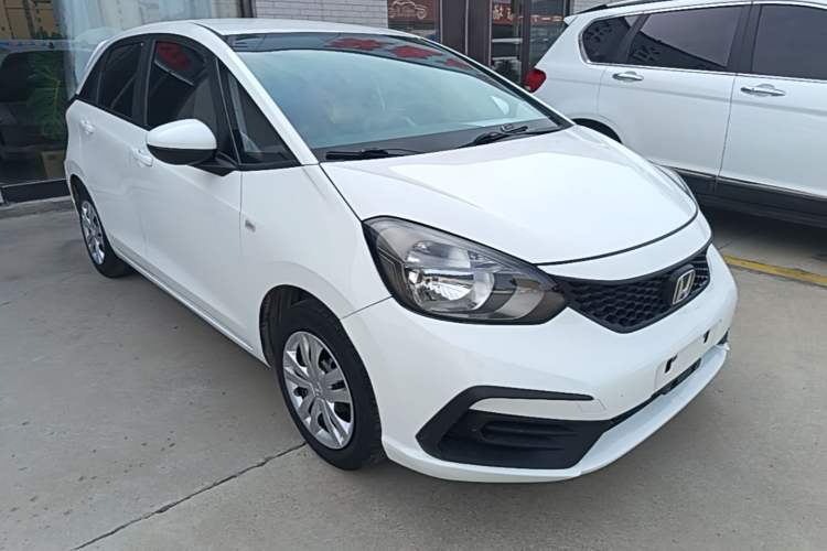Used Honda Fit 2021 1.5L CVT Trend Edition Front Right 45 Deg