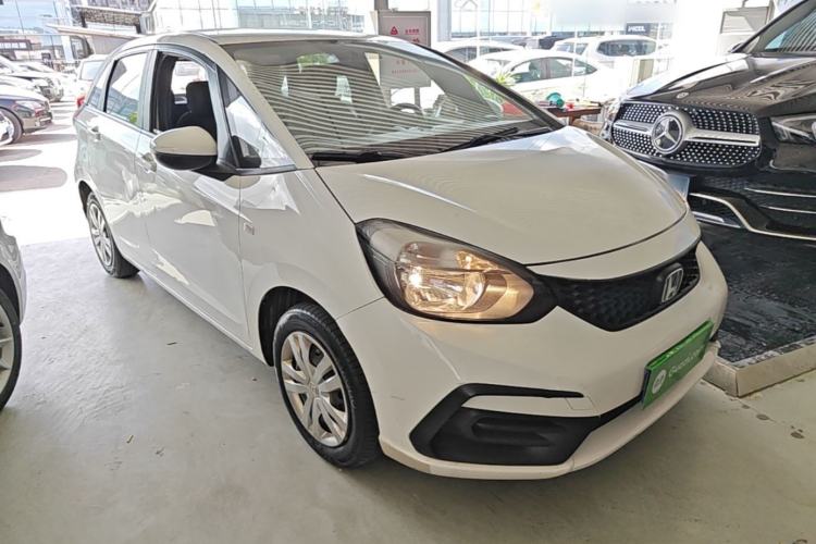 Used Honda Fit 2021 1.5L CVT Trend Edition Front Right 45 Deg