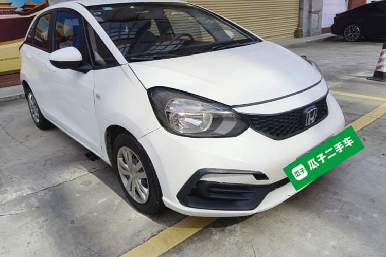 Used Honda Fit 2021 1.5L CVT Trend Edition Front Right 45 Deg