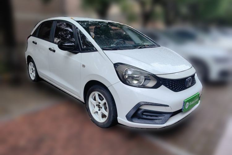 Used Honda Fit 2021 1.5L CVT Trendy Edition Front Right 45 Deg