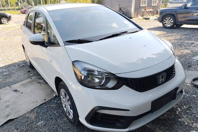 Used Honda Fit 2021 1.5L CVT Trendy Sports Edition Front Right 45 Deg