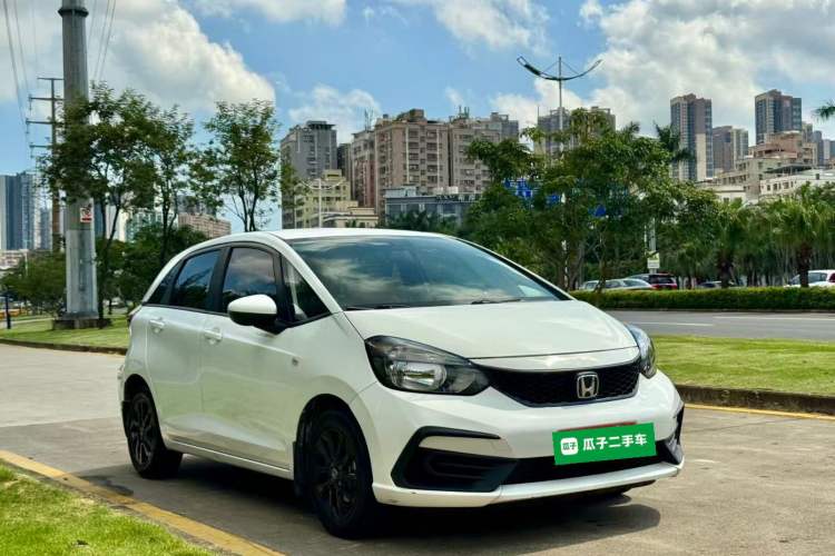Used Honda Fit 2021 1.5L CVT Trend Edition Front Right 45 Deg