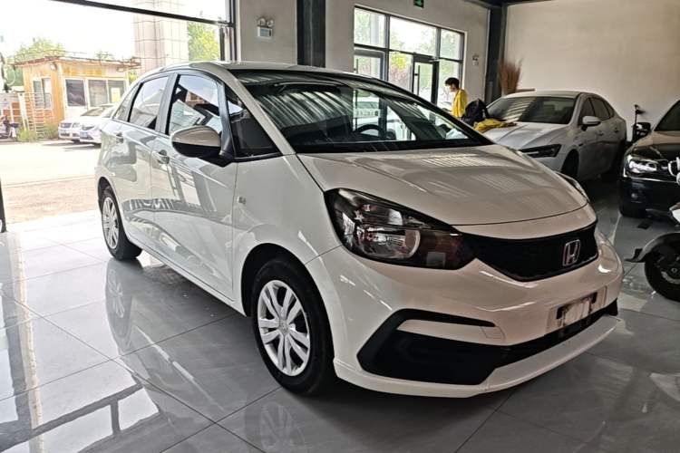 Used Honda Fit 2021 1.5L CVT Trend Edition Front Right 45 Deg