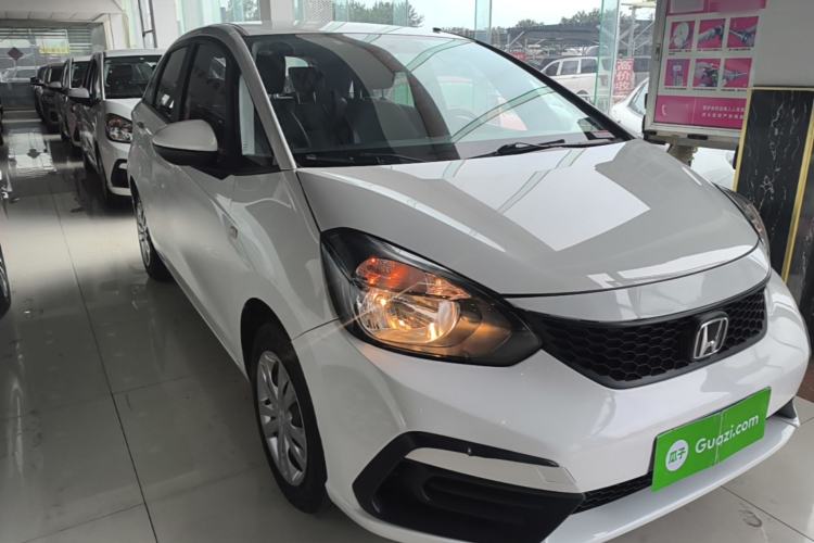 Used Honda Fit 2021 1.5L CVT Trend Edition Front Right 45 Deg