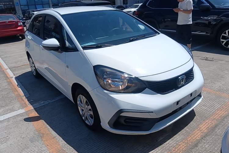 Used Honda Fit 2021 1.5L CVT Trendy Run Pro Edition Front Right 45 Deg
