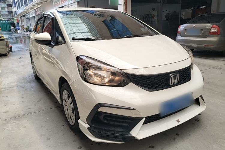 Used Honda Fit 2021 1.5L CVT Trend Edition Front Right 45 Deg