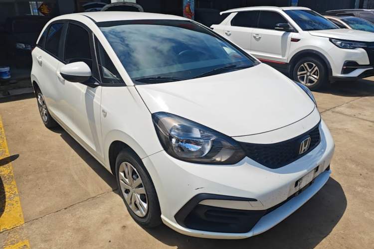 Used Honda Fit 2021 1.5L CVT Trend Edition Front Right 45 Deg