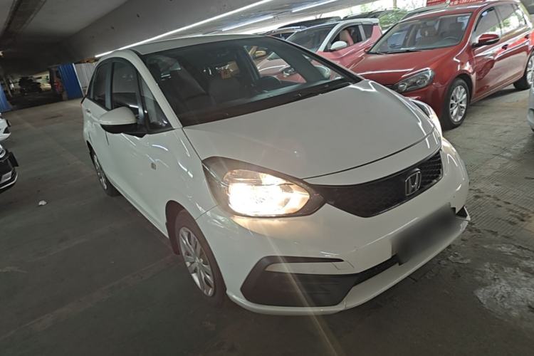 Used Honda Fit 2021 1.5L CVT Trend Edition Front Right 45 Deg