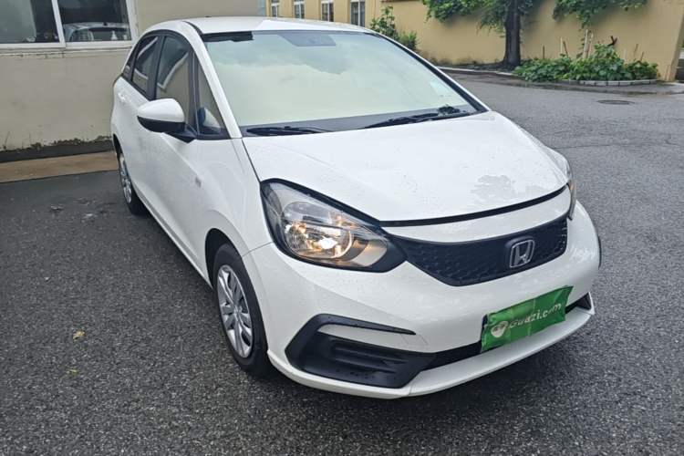 Used Honda Fit 2021 1.5L CVT Trend Edition Front Right 45 Deg