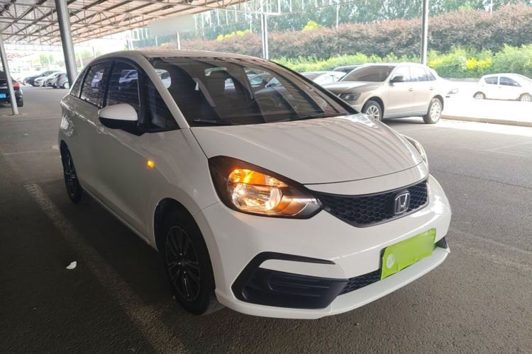 Used Honda Fit 2021 1.5L CVT Trendy Edition Front Right 45 Deg