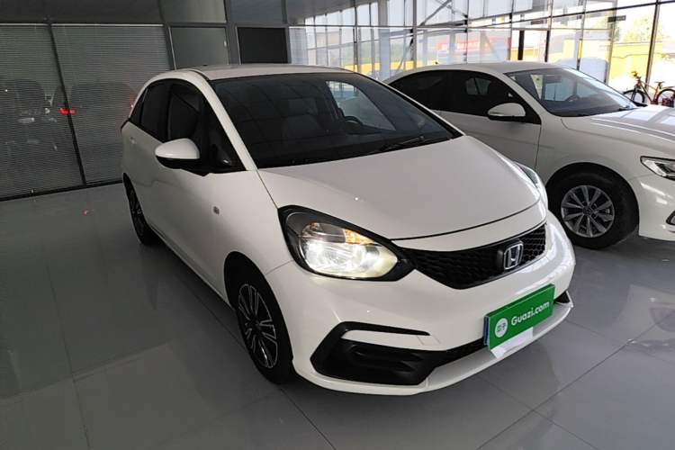 Used Honda Fit 2021 1.5L CVT Trend Edition Front Right 45 Deg