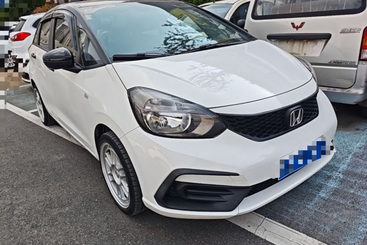 Used Honda Fit 2021 1.5L CVT Trendy Edition Front Right 45 Deg