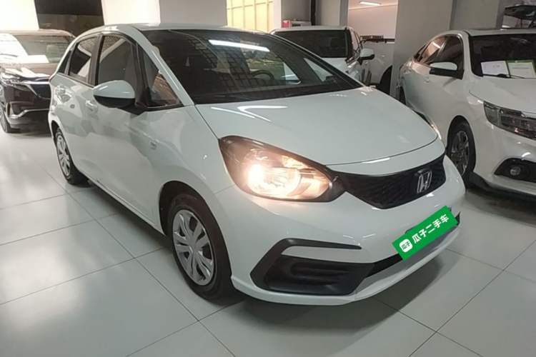 Used Honda Fit 2021 1.5L CVT Trendy Sports Edition Front Right 45 Deg
