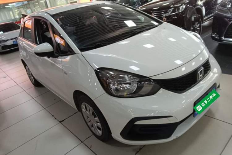 Used Honda Fit 2021 1.5L CVT Trend Edition Front Right 45 Deg